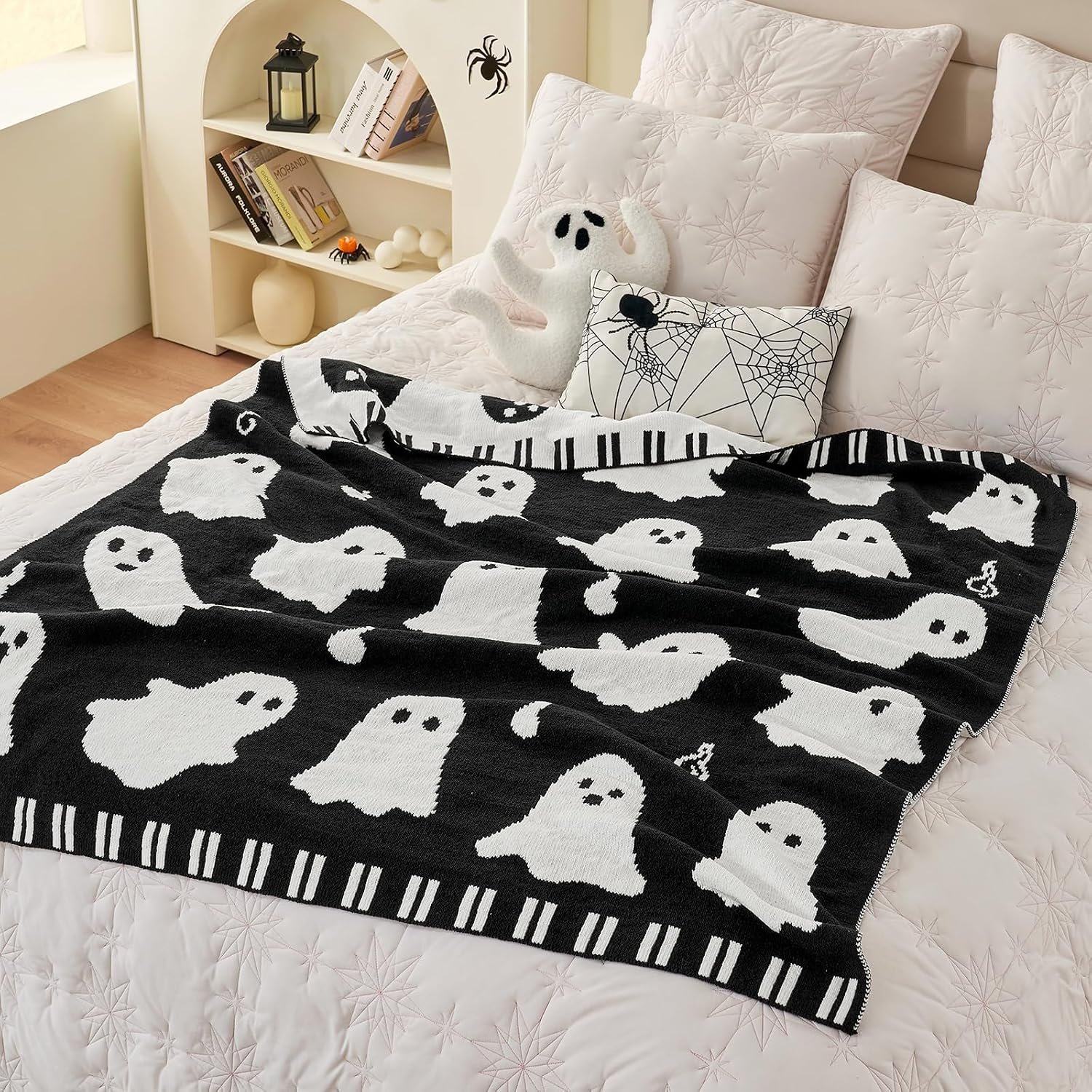 Halloween Throw Blanket for Couch, Dual- Sided Spooky Halloween Ghost Cute Terror Scence, Chenille Knit Soft Cozy for Sofa Home Decor Gifts, 50" x 60", Ghost - Image 3