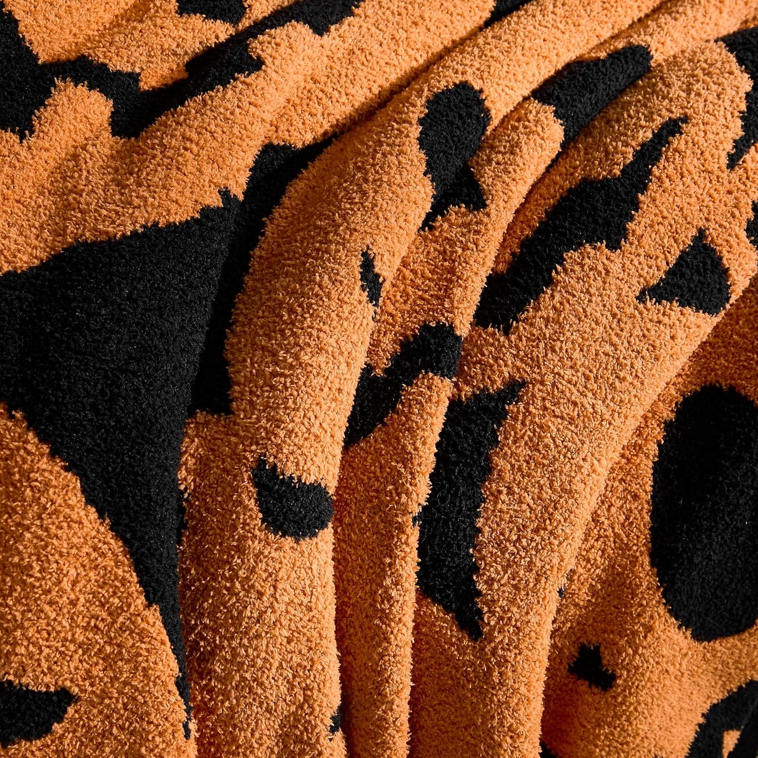 Halloween Throw Blanket Reversible Super Soft Knitted Blankets for Couch Bed Sofa Microfiber Warm Cozy Comfy Lightweight Fall Comfort Fluffy Fuzzy Knit Blanket Cute 50x60 Inches Pumpkin - Image 4